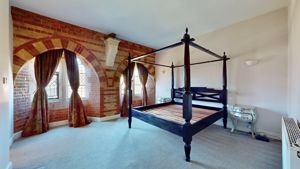 bed 1- click for photo gallery